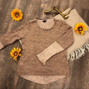The Limited tan and cream sweater 🍁